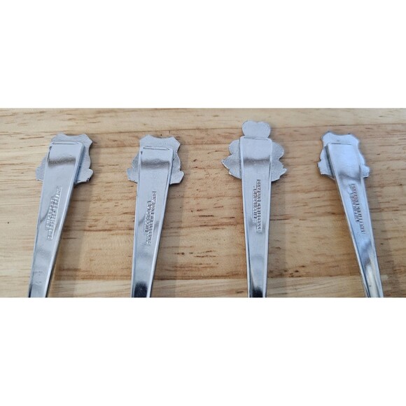 Lot of 21 Vtg Quality Souvenir Spoons Silver Plate Mixed Metals Enamel Charms - Picture 5 of 16